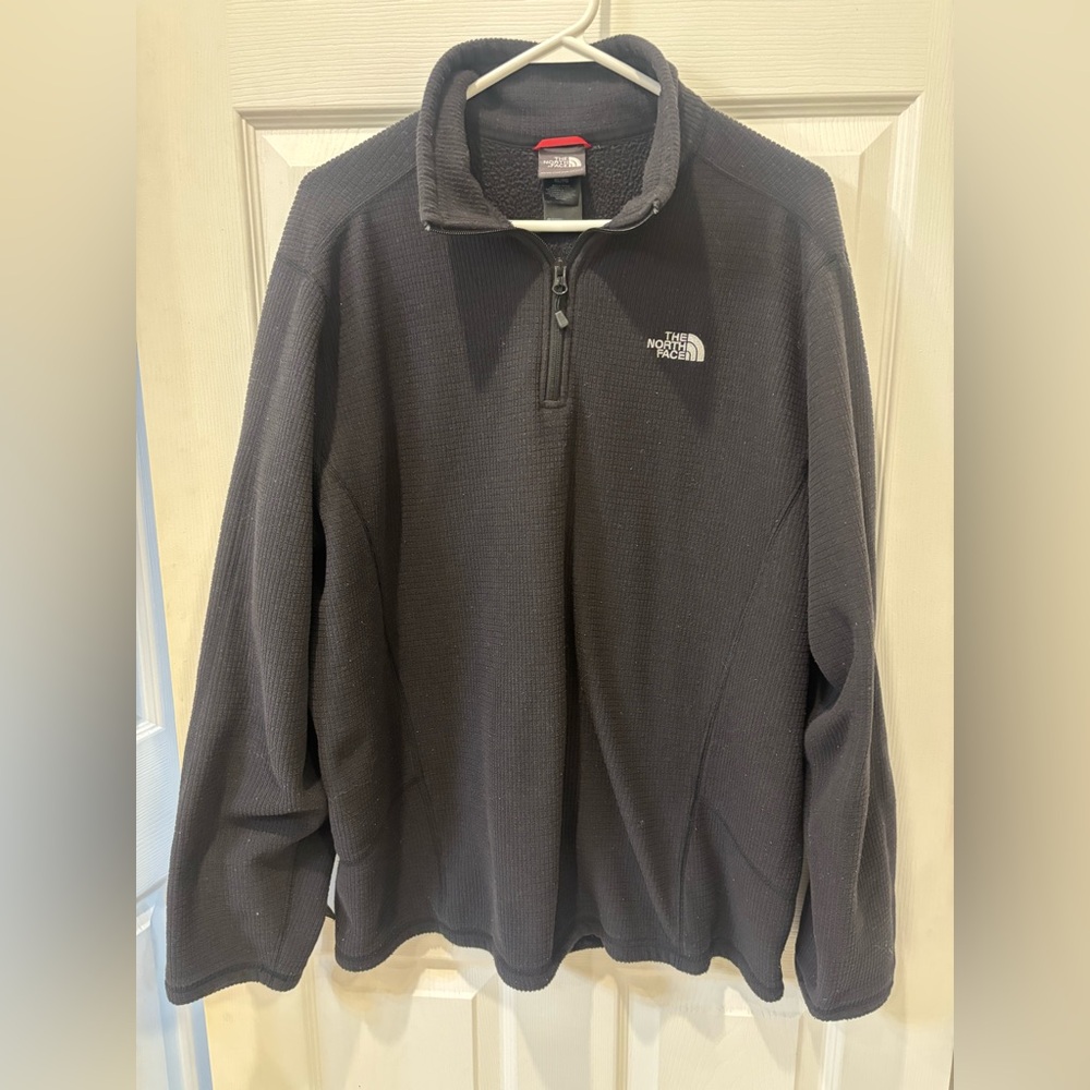 The North Face Black Quarter-Zip Pullover